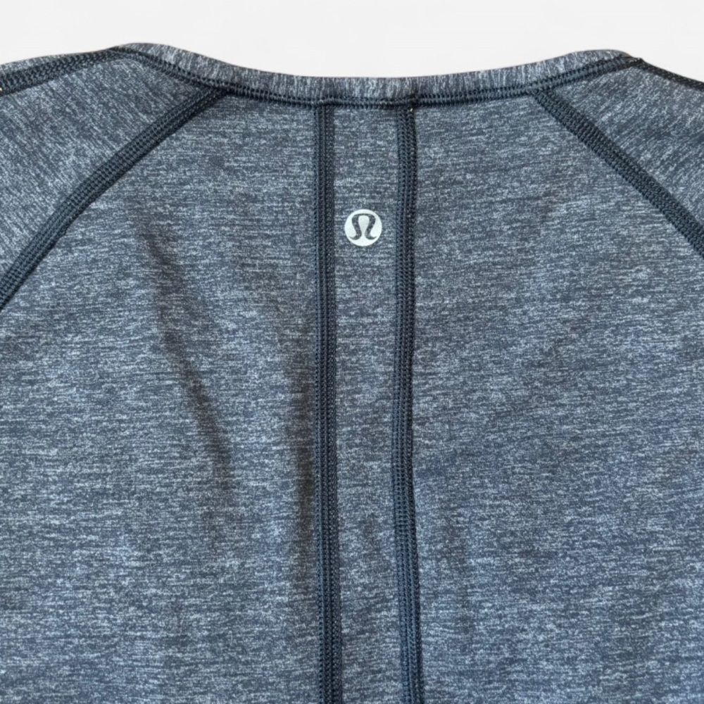 Lululemon Runder Under Reversible Long Sleeve - Picture 3 of 6